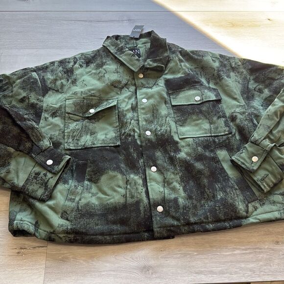 BoohooMAN BOXY ABSTRACT HEAVY TWILL CAMO TRUCKER - GREEN XL nwt - Picture 4 of 5